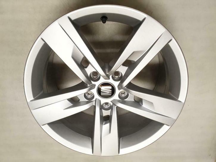 Velgen Seat Leon 17 inch 5F0601025T Dynamic Origineel Nieuw, Auto-onderdelen, Banden en Velgen, Velg(en), Nieuw, 17 inch, Personenwagen