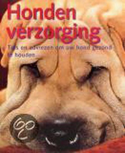 HONDENVERZORGING TIPS EN ADVIEZEN 9783829067652, Boeken, Overige Boeken, Gelezen, Verzenden