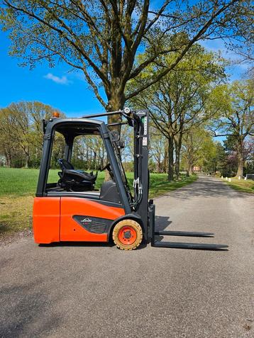 Linde E16 Elektrische Heftruck. BJ2017 Triplex Sideshift beschikbaar voor biedingen