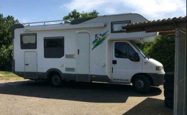 6 pers. Knaus camper huren in Heerde? Vanaf € 100 p.d. - Gob, Caravans en Kamperen, Verhuur