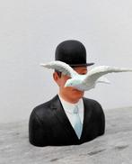René Magritte - Figuur - L’homme au chapeau melon -, Antiek en Kunst