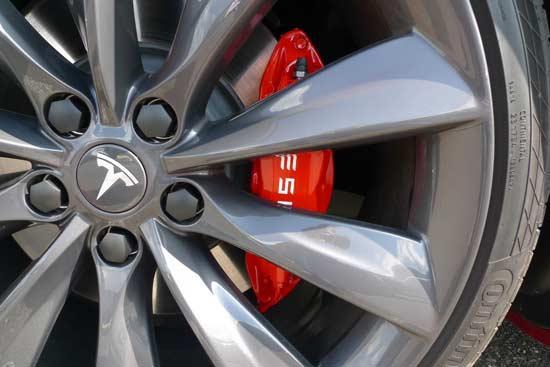 Remklauw verf remklauwverf rood - Raid HP, Auto diversen, Tuning en Styling, Verzenden