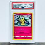 Pokémon - Mimikyu Holo - Team Up Promo SM163 Graded card -, Hobby en Vrije tijd, Verzamelkaartspellen | Pokémon, Nieuw