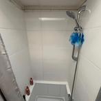 Studio met wasmachine, parkeerplaats en registrati..., Huizen en Kamers, Overige regio's