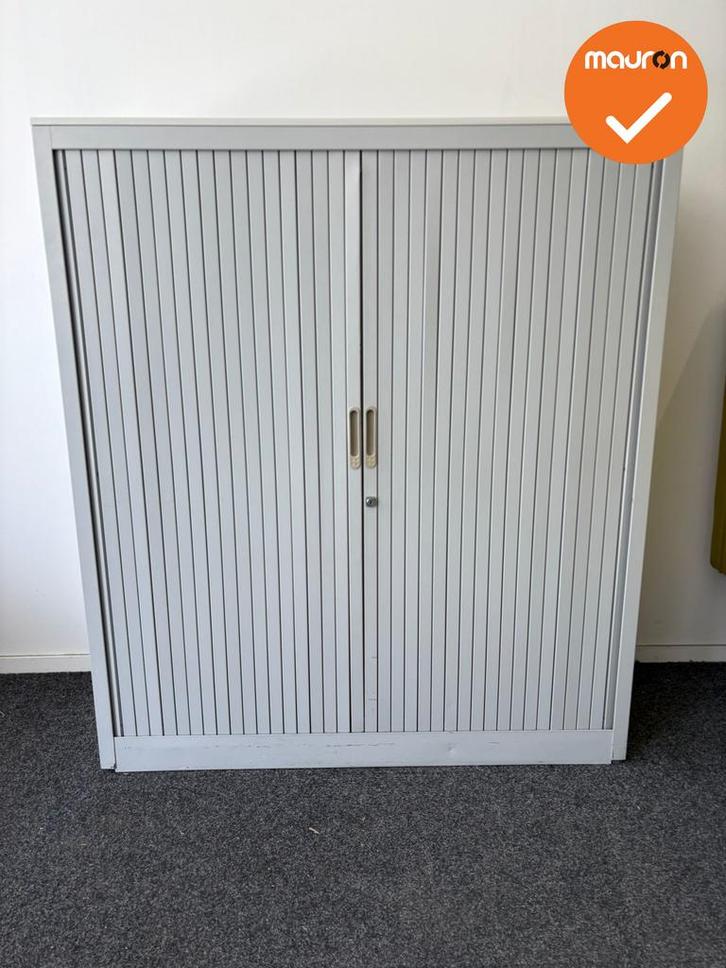 Roldeurkast - B Keuze - 135x120x47cm - Witgrijs met witgrijz, Zakelijke goederen, Kantoor en Winkelinrichting | Kantoormeubilair en Inrichting