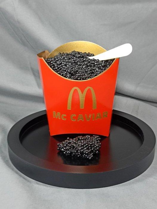 XTC Artist - Mc Caviar Red Gold, Antiek en Kunst, Kunst | Designobjecten