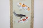 Originele Japanse Hangende Scroll – Den en Koi door Shuko, Antiek en Kunst