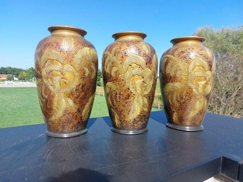 Vaas (3) - Terracotta - 2 tuinvazen in aardewerk, Antiek en Kunst, Curiosa en Brocante