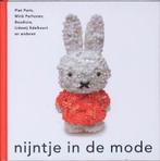 nijntje in de mode 9789056475079 Ninke Bloemberg, Verzenden, Zo goed als nieuw, Ninke Bloemberg