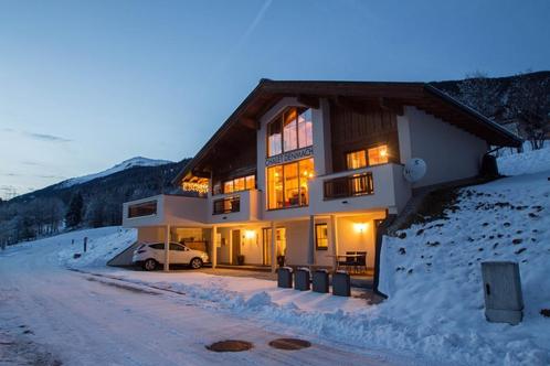 Luxe Chalet 2-11p / Sauna Hottub / Zillertal Arena Kitzbühl, Vakantie, Vakantie | Wintersport