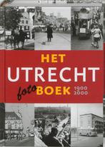 Utrecht fotoboek 1900-2000, Het / HET ..... BOEK, Boeken, Kunst en Cultuur | Architectuur, Verzenden, Zo goed als nieuw, B. van Santen
