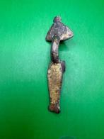 Laat-Romeins / Vroeg-Byzantijns Brons Fibel