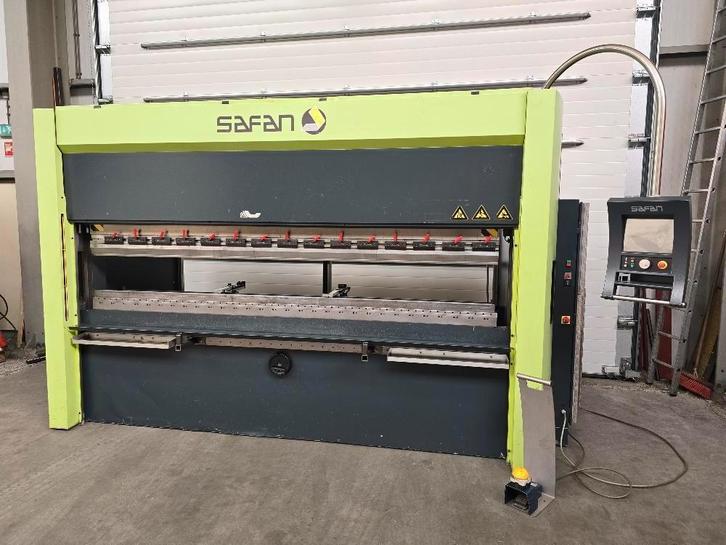 Safan | E Brake 100 3100 TS1 | 2007 | Kantbank, Zakelijke goederen, Machines en Bouw | Metaalbewerking