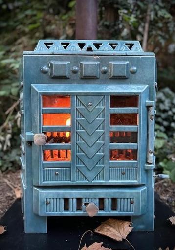 Groot aanbod klassieke Franse kachels art deco / vintage beschikbaar voor biedingen