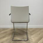 Casala Onyx II vergaderstoel / sledestoel,  wit/taupe -, Huis en Inrichting, Stoelen, Ophalen of Verzenden, Gebruikt, Stof, Eén