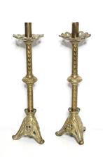 Kandelaar (2) - Brons - Paar altaarkandelaars, Antiek en Kunst