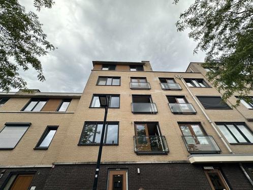 Te huur: Appartement Avenue Carré in Barendrecht, Huizen en Kamers, Huizen te huur, Zuid-Holland, Appartement