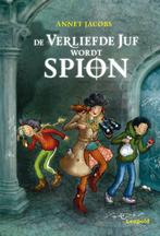 De verliefde juf wordt spion 9789025869533 Annet Jacobs, Boeken, Kinderboeken | Jeugd | onder 10 jaar, Verzenden, Gelezen, Annet Jacobs
