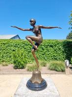 Beeldje - Brons, Marmer