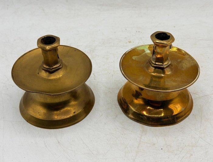 Kaarsenhouder (2) - Messing - Spoel, Antiek en Kunst, Antiek | Overige Antiek