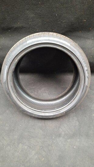 zomerband zomer band Pirelli Cinturato P7 235 40 R19 92V beschikbaar voor biedingen