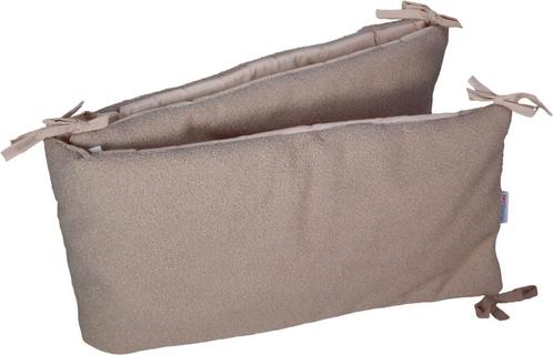 MamaLoes Teddy Boucle Nougat 30 x 180 cm Bedbumper ML020518, Kinderen en Baby's, Kinderkamer | Beddengoed, Nieuw, Verzenden