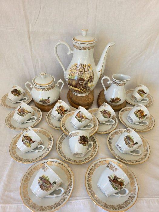 APILCO porcelaine d’art à la couronne - à décor de gibiers à, Antiek en Kunst, Antiek | Meubels | Tafels