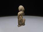 Oud-Egyptisch Speksteen Godin Shekmet Amulet. Late Periode,
