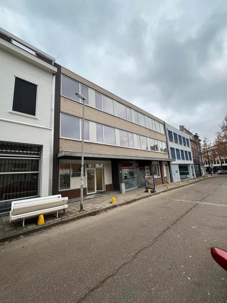 Appartement te huur in Heerlen - 64 m² - 2 kamer(s) - 2, Huizen en Kamers, Huizen te huur, Limburg, Appartement