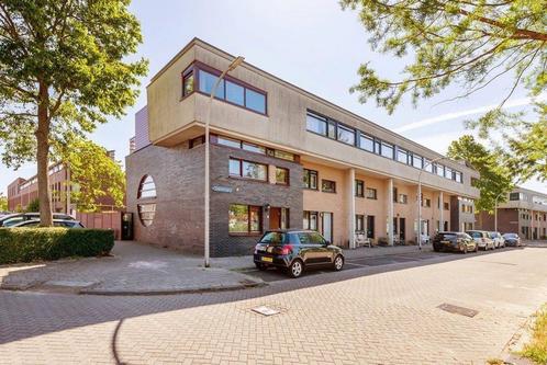 Huis te huur aan Zuidpoldersingel in Delfgauw, Huizen en Kamers, Huizen te huur, Zuid-Holland, Tussenwoning