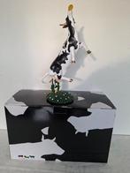 Randy J. Gilman - sculptuur, Daisys Dream Cow Parade - 36