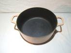 Invicta - Een grote vintage cocotte, invicta 22 - Pan -