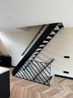 Fancy balustrade met schuine hoek - speciaal op maat gemaakt, Nieuw