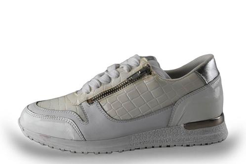 Poelman Sneakers in maat 37 Wit | 10% extra korting, Kleding | Dames, Schoenen, Wit, Zo goed als nieuw, Sneakers of Gympen, Verzenden
