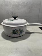 Le Creuset - Pan - Poele, koekenpan, pan - Bron