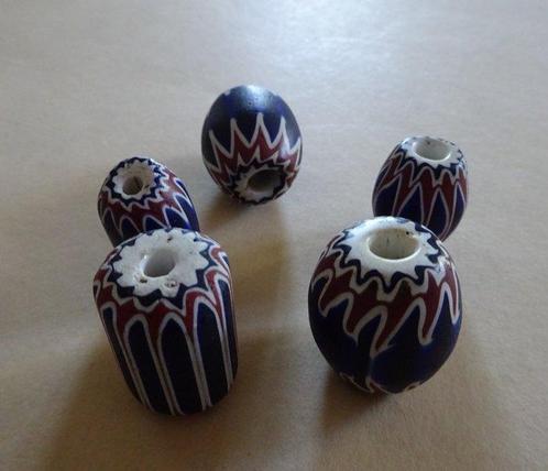 Vijf oude – 6 layer - Chevron kralen, Murano / Ghana, rond, Antiek en Kunst, Kunst | Niet-Westerse kunst