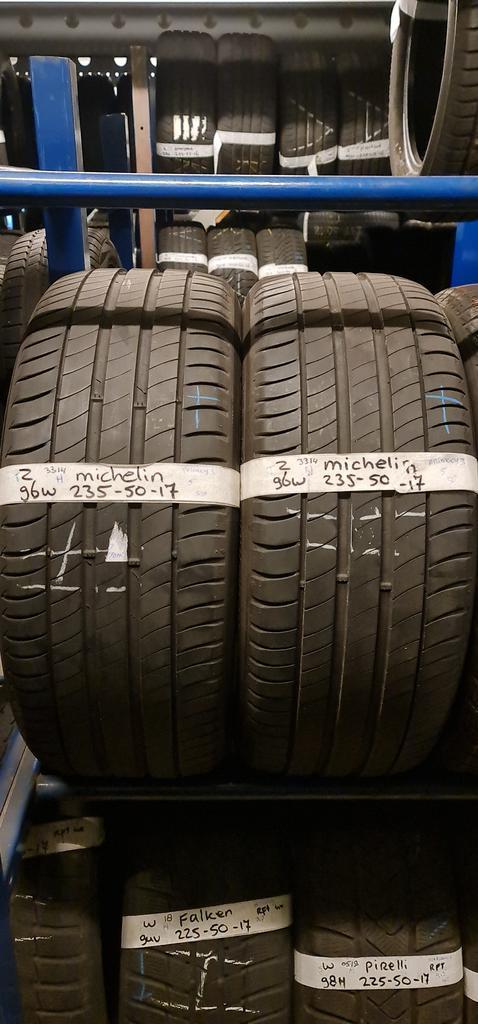 2x 235-50-17 Michelin Zomer 5mm €40 Per Band 235 50 17, Auto-onderdelen, Banden en Velgen, 17 inch, Zomerbanden, 235 mm, Personenwagen