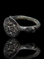 Keltisch Stunning Bird Seal Ring
