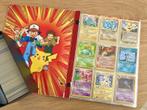 Oude vintage Pokémon map met o.a. Charizard, Venusaur en, Hobby en Vrije tijd, Verzamelkaartspellen | Pokémon, Nieuw