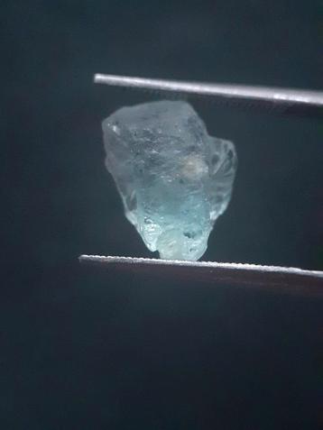 Natural greenish blue Aquamarine - 3.777 ct - Rough Gemstone beschikbaar voor biedingen