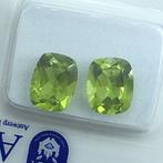 Zonder Minimumprijs - 2 pcs Groen Olivijn - 4.07 ct -, Sieraden, Tassen en Uiterlijk, Edelstenen, Nieuw