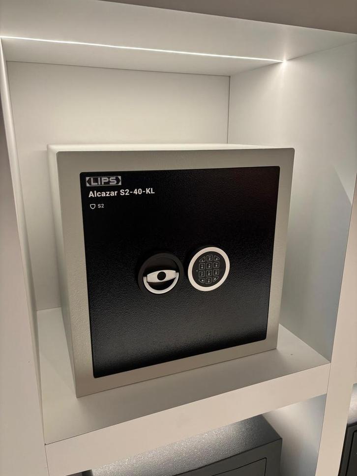 Lips Alcazar S2-40-EL (Showroommodel), Huis en Inrichting, Brandblussers en Brandkasten, Brandkast, Ophalen of Verzenden
