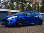Ford Fiesta ST2 - 2015 - Blauw - Miltek - Distributie Nieuw!, Auto's, Zwart, Blauw, Leder en Stof, Handgeschakeld