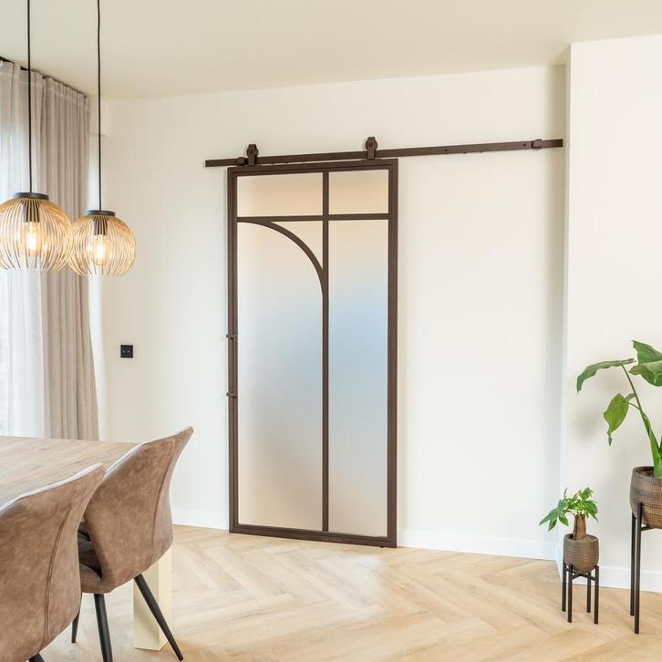 Stalen Schuifdeur - Brons - 5 Vlaks rond - Mat glas, Doe-het-zelf en Verbouw, Kozijnen en Schuifpuien, Inclusief glas, Nieuw, Metaal