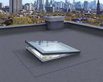 Fakro ventilerend platdakraam 70x70 cm DEF DU6 solar, Doe-het-zelf en Verbouw, Glas en Ramen, Verzenden, Nieuw