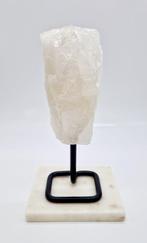 Bergkristal op standaard, Verzamelen, Ophalen of Verzenden