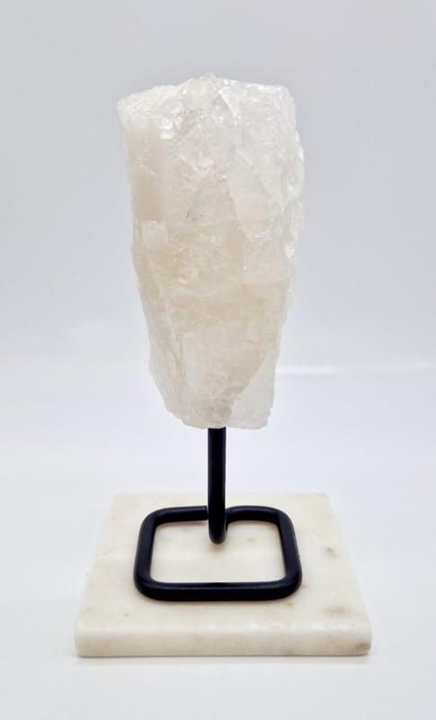 Bergkristal op standaard, Verzamelen, Mineralen en Fossielen, Ophalen of Verzenden