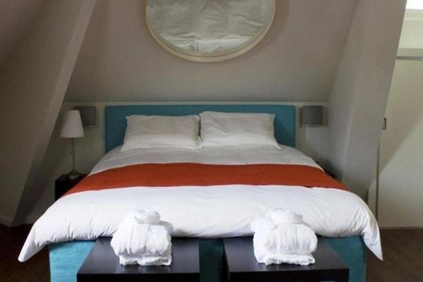 Studio Witte de Withstraat in Rotterdam, Huizen en Kamers, Kamers te huur, Minder dan 20 m², Rotterdam