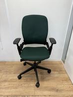 Nieuwstaat Steelcase Leap V2 Olijfgroen | 5 Jaar Garantie, Huis en Inrichting, Bureaustoelen, Verzenden, Zo goed als nieuw, Bureaustoel
