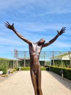 Beeldje - A modernist man body - Brons, Marmer, Antiek en Kunst